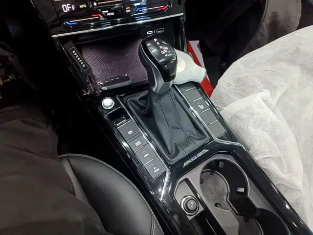 Volkswagen Passat — Фото автомобиля 13