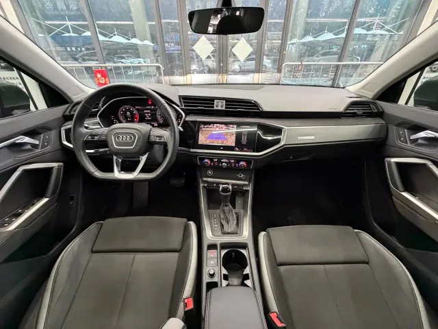 Audi Q3 — Фото автомобиля 19