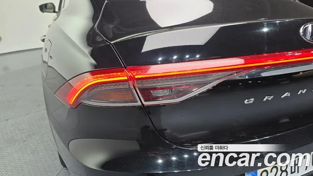 Hyundai Grandeur Новый Grandeur IG — Фото автомобиля 23