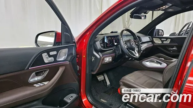 Mercedes-Benz GLS-Class — Фото автомобиля 8