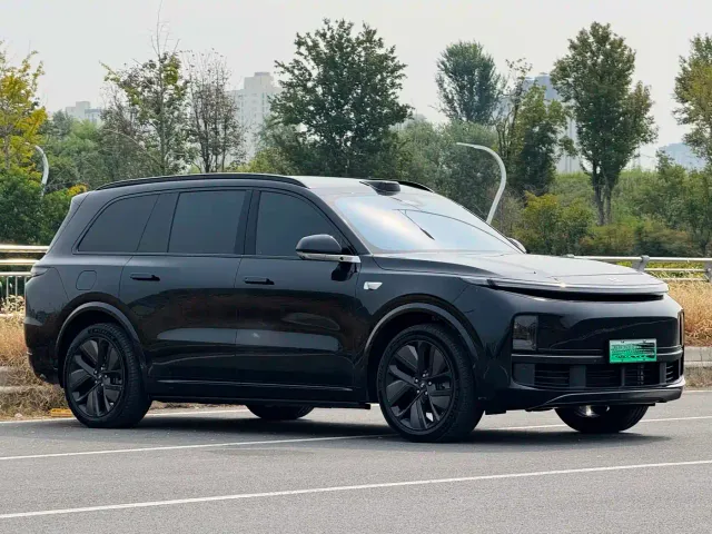 Li Auto L9 — Фото автомобиля 3