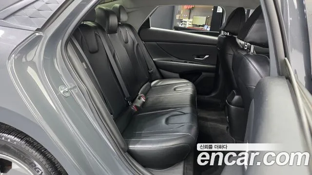 Hyundai Avante CN7 — Фото автомобиля 18