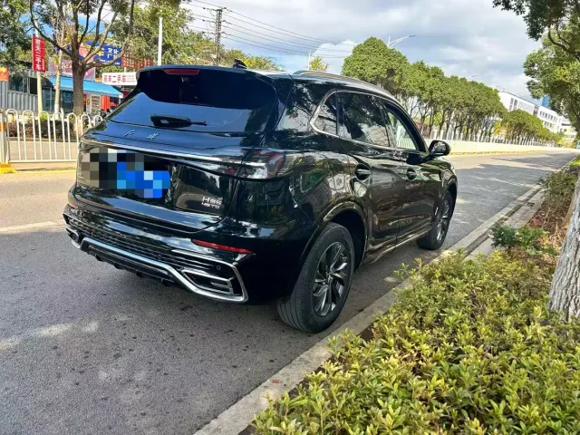 Hongqi HS5 — Фото автомобиля 7
