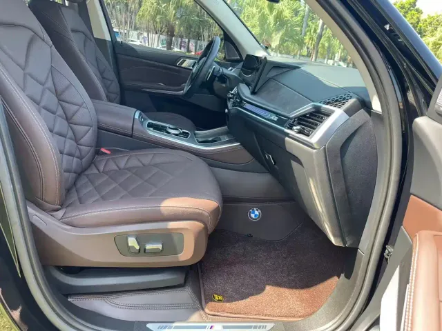 BMW X5 — Фото автомобиля 9