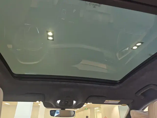 Audi Q6L e-tron — Фото автомобиля 17