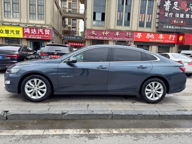 Chevrolet Malibu XL — Фото автомобиля 7