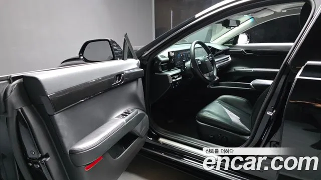 Hyundai Grandeur GN7 — Фото автомобиля 10