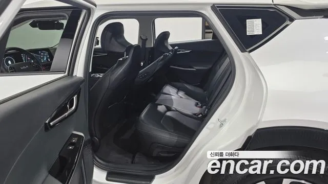 Kia EV6 — Фото автомобиля 10