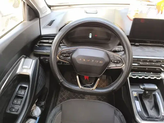 Baojun RS-3 — Фото автомобиля 6