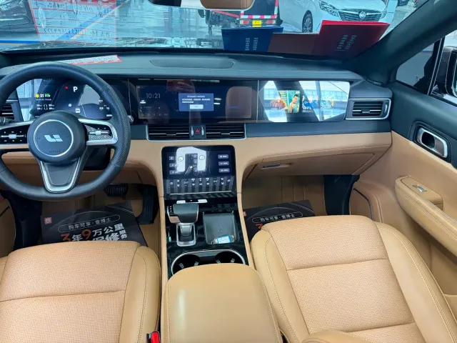 Li Auto ONE — Фото автомобиля 6