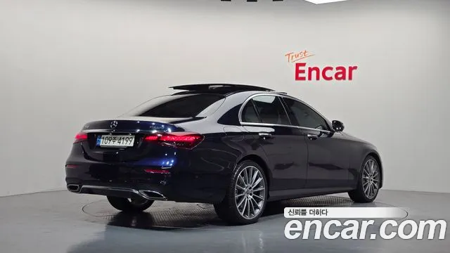 Mercedes-Benz E-Class W213 — Фото автомобиля 2