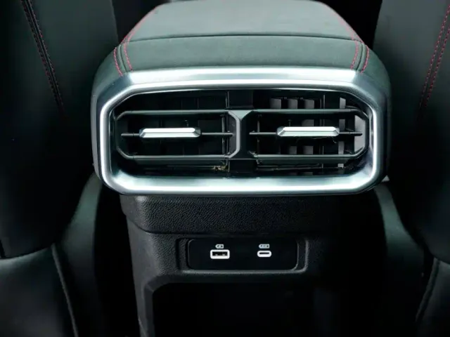 Jetour T2 — Фото автомобиля 21