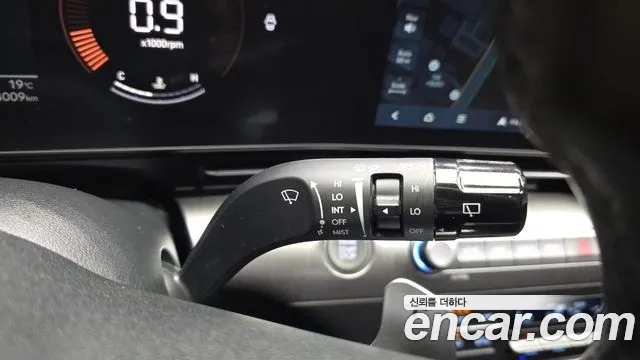 Hyundai Kona — Фото автомобиля 28