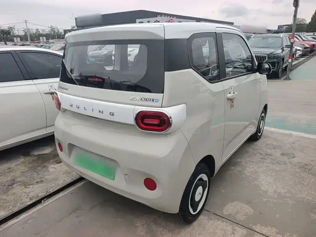 Wuling Hongguang Mini EV — Фото автомобиля 6