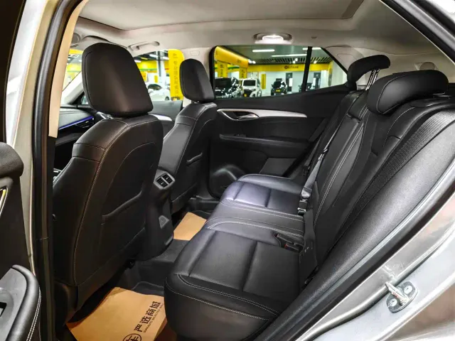 Buick Envision S — Фото автомобиля 8