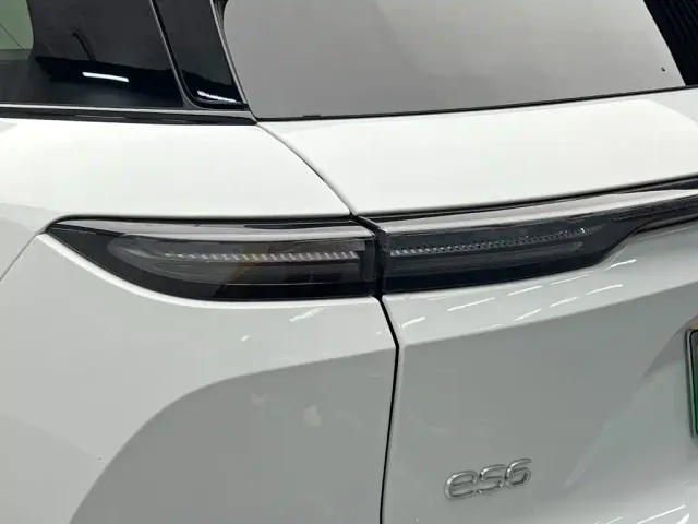 Nio ES6 — Фото автомобиля 10