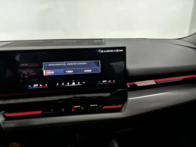 BMW 5 Series — Фото автомобиля 16