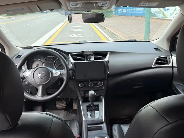 Nissan Sylphy — Фото автомобиля 4