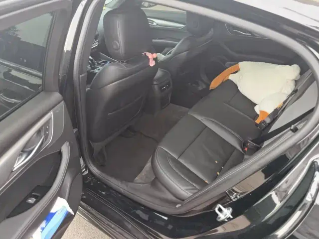 Cadillac CT5 — Фото автомобиля 11