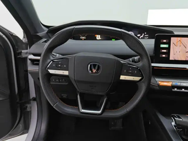 Changan UNI-V — Фото автомобиля 15