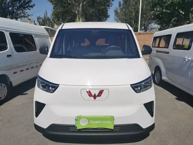 Wuling Motors Wuling Yangguang 2024 300KM Comfort Bus Version 75kW — Фото автомобиля 2