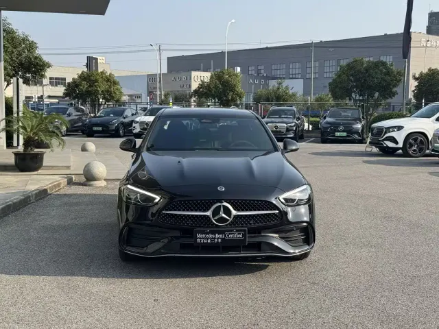 Mercedes-Benz C-Class — Фото автомобиля 2