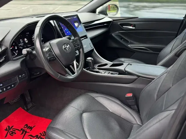 Toyota Avalon — Фото автомобиля 4