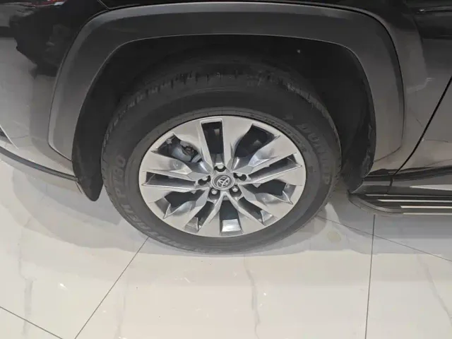 Toyota Wildlander — Фото автомобиля 22