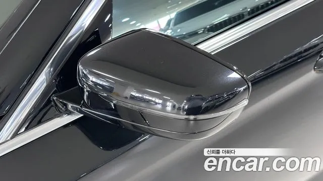 BMW 5 Series G30 — Фото автомобиля 12