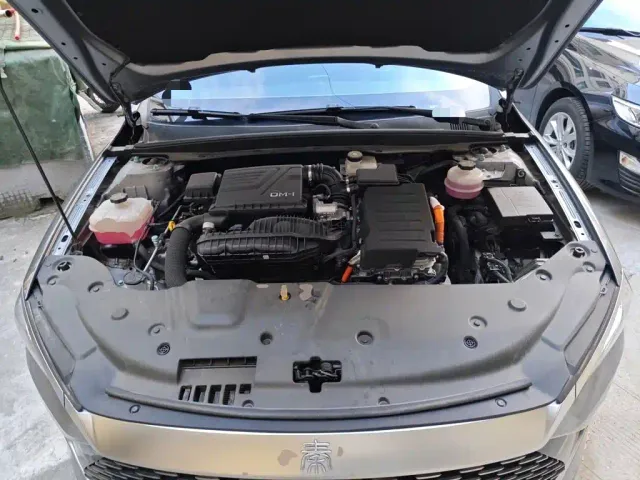 BYD Qin PLUS — Фото автомобиля 16