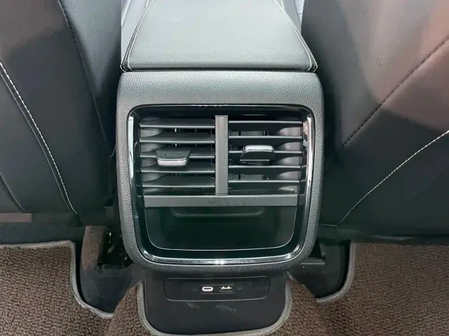 Skoda Octavia — Фото автомобиля 12