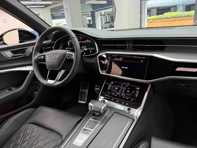 Audi A6L — Фото автомобиля 25
