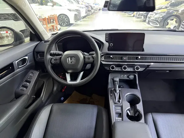 Honda Civic — Фото автомобиля 10