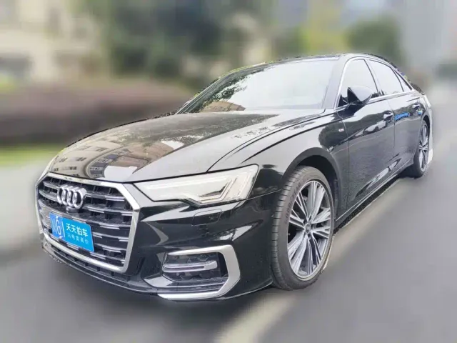 Фотография автомобиля — Audi A6L
