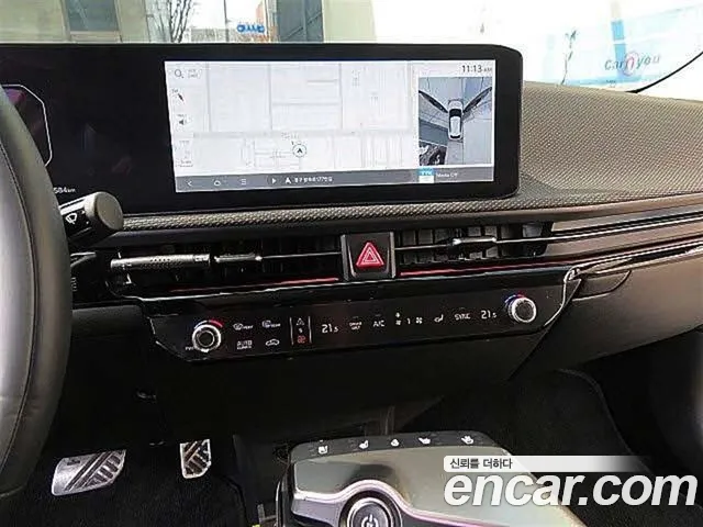 Kia EV6 New — Фото автомобиля 10
