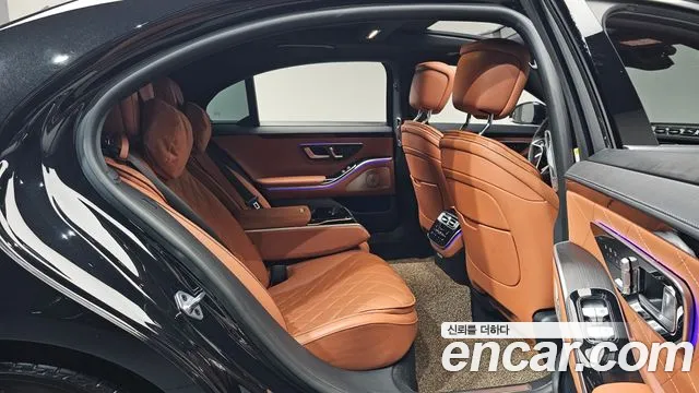 Mercedes-Benz S-Class — Фото автомобиля 8