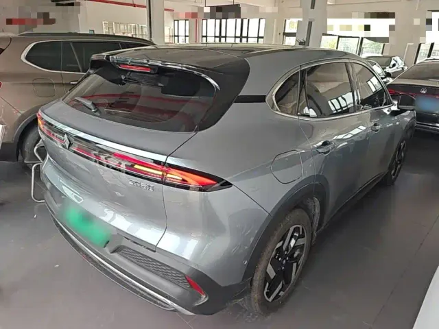 Baojun Yunhai — Фото автомобиля 6