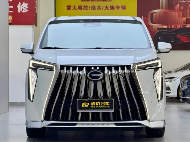 GAC Trumpchi M8 — Фото автомобиля 2