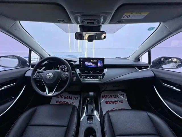 Toyota Corolla — Фото автомобиля 8