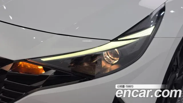 Hyundai Avante — Фото автомобиля 7