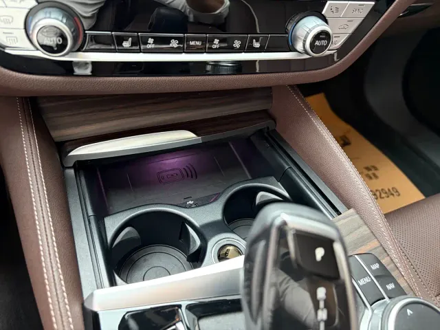 BMW 5 Series — Фото автомобиля 21