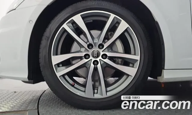 Audi A6 C8 — Фото автомобиля 5