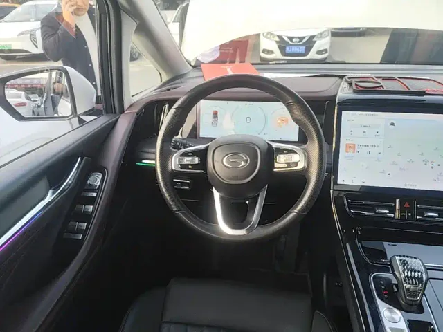 GAC Trumpchi M8 — Фото автомобиля 10