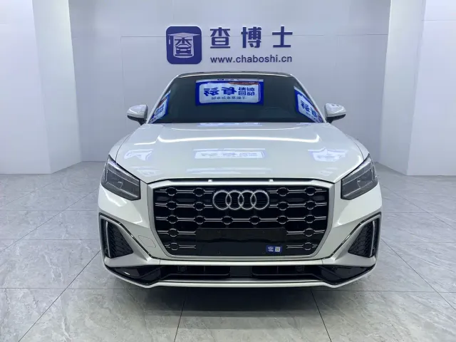 Audi Q2L — Фото автомобиля 2