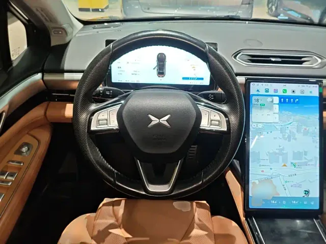 Xpeng P5 — Фото автомобиля 10
