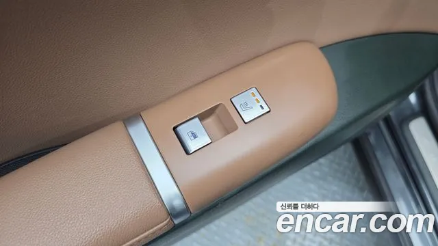 Hyundai Grandeur GN7 — Фото автомобиля 28