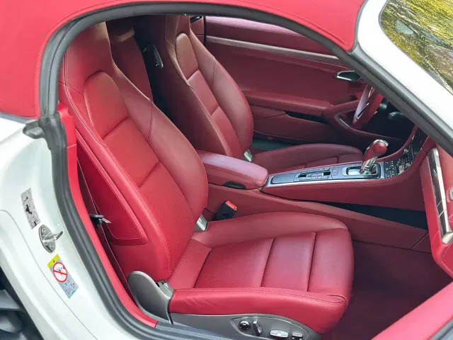 Porsche 718 — Фото автомобиля 11