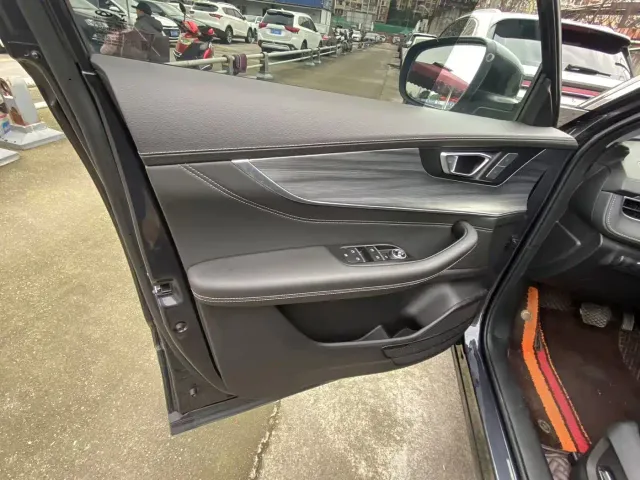 Chery Tiggo 8 PLUS — Фото автомобиля 5