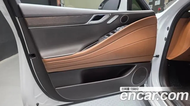 Genesis G80 Бензин 2.5 турбо 2WD — Фото автомобиля 23