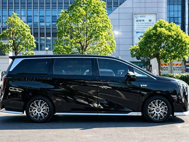 GAC Trumpchi Xiangwang M8 — Фото автомобиля 8
